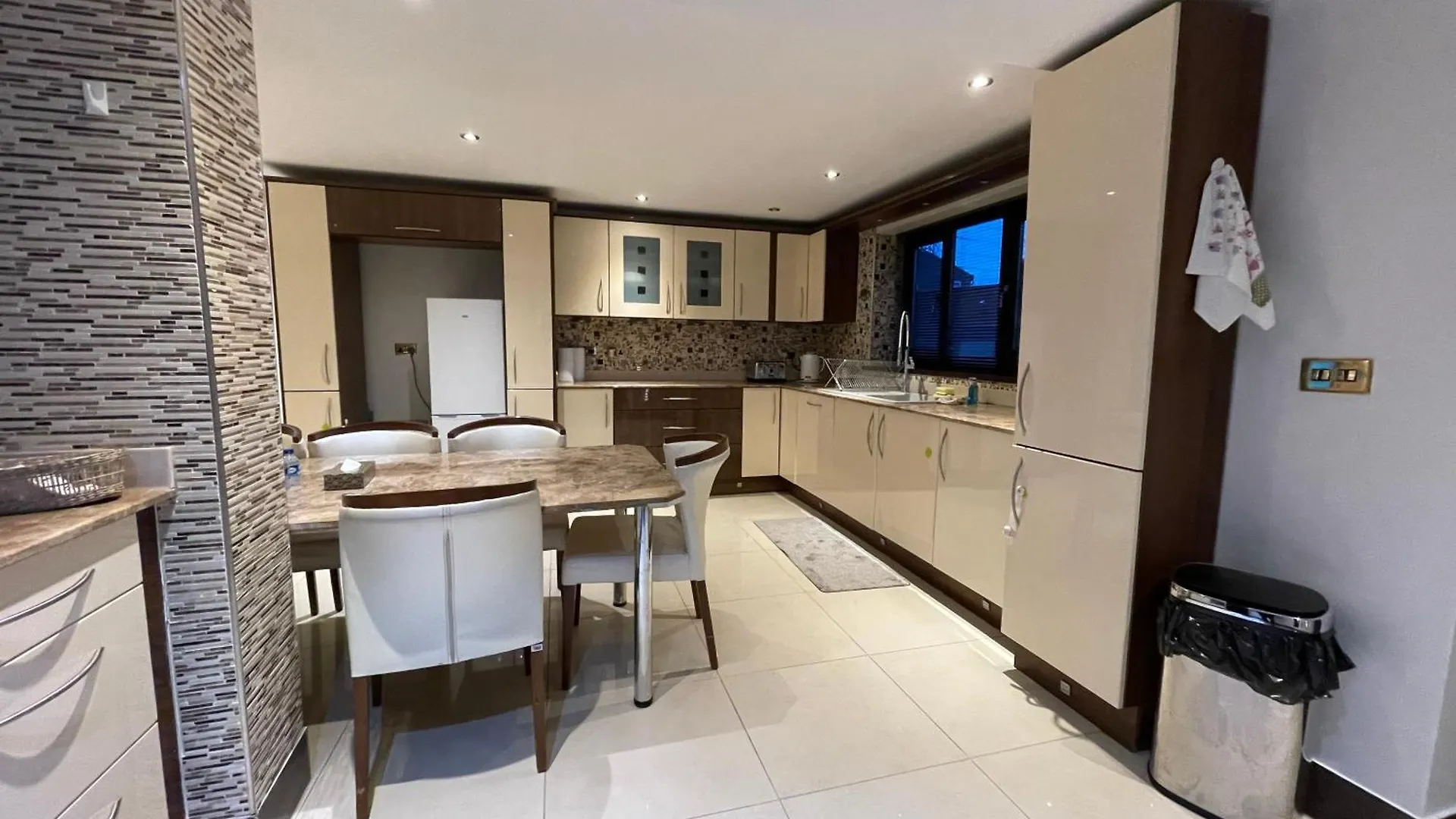 Dom wakacyjny Executive Residence - Yorkshire Staycation Home Gomersal Wielka Brytania